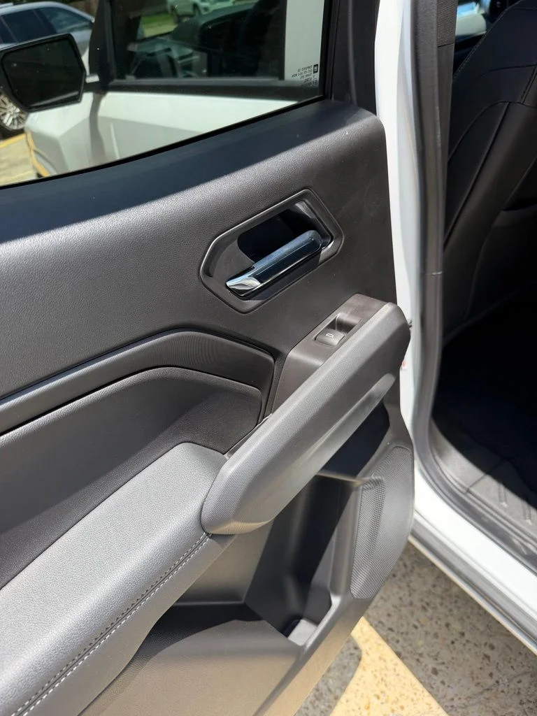 2026 Chevrolet Colorado LT - Photo 16