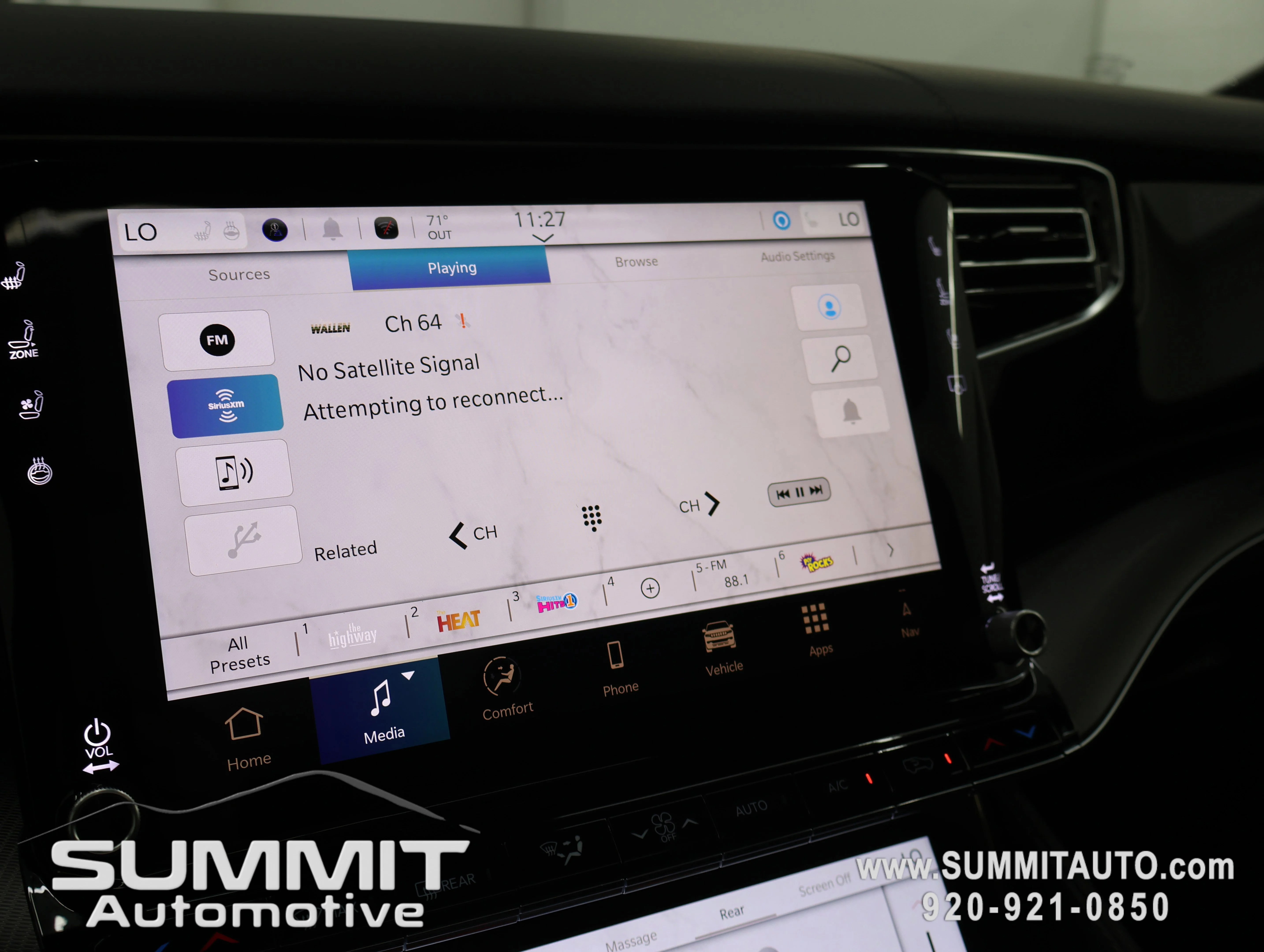 New 2026 Silver-Zynith Exterior Paint Jeep Summit Obsidian image 59