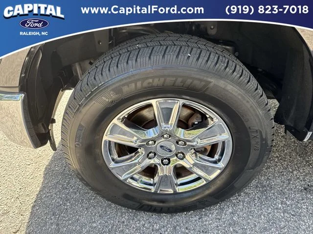 Used 2016 Black Ford XLT image 13