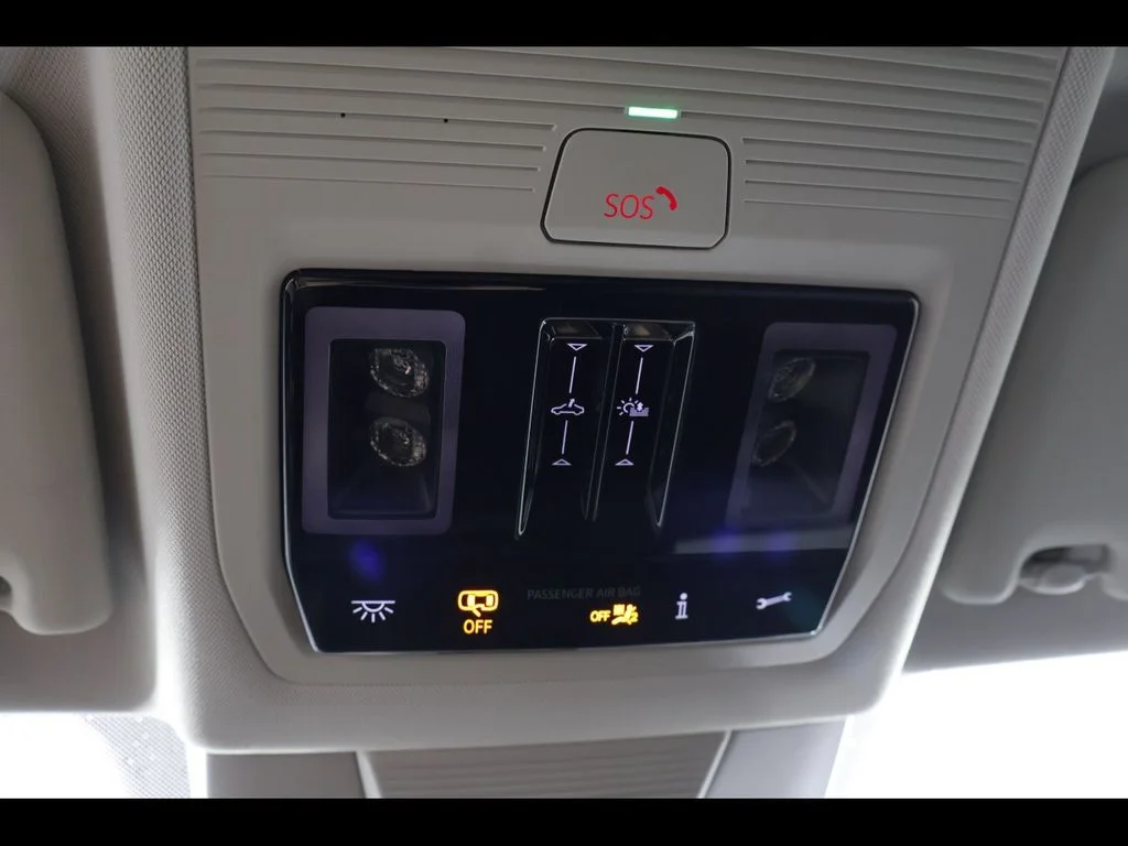 2026 Volkswagen Tiguan SE - Photo 18