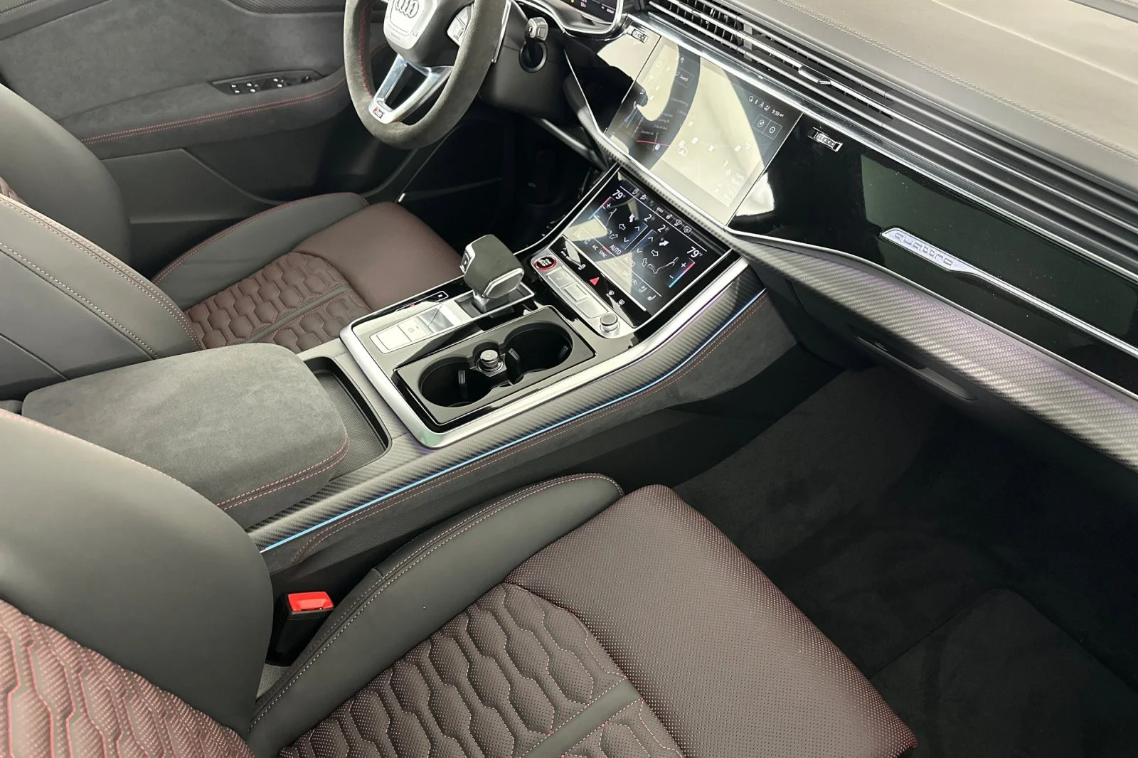 2026 Audi RS Q8 Base - Photo 15