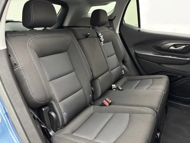 Used 2024 Downpour Metallic GMC SLE image 34
