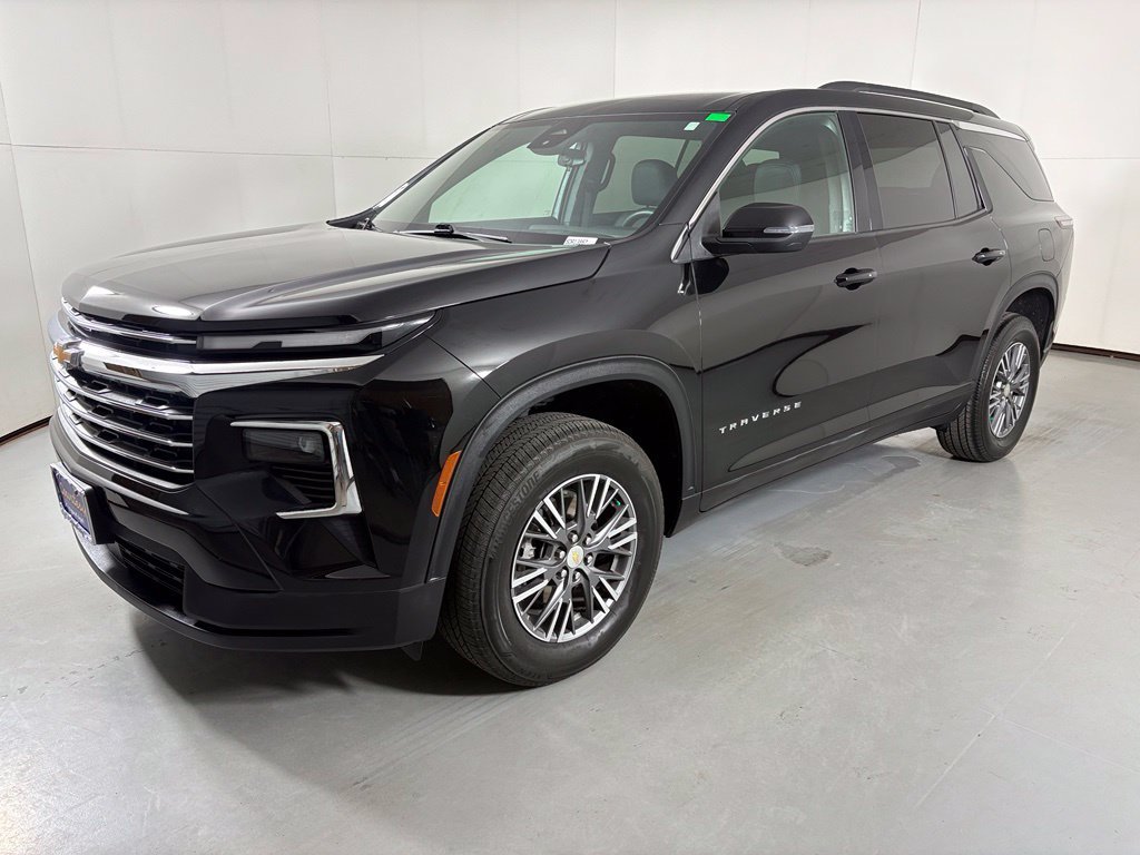 Used 2025 Black Chevrolet LT image 4