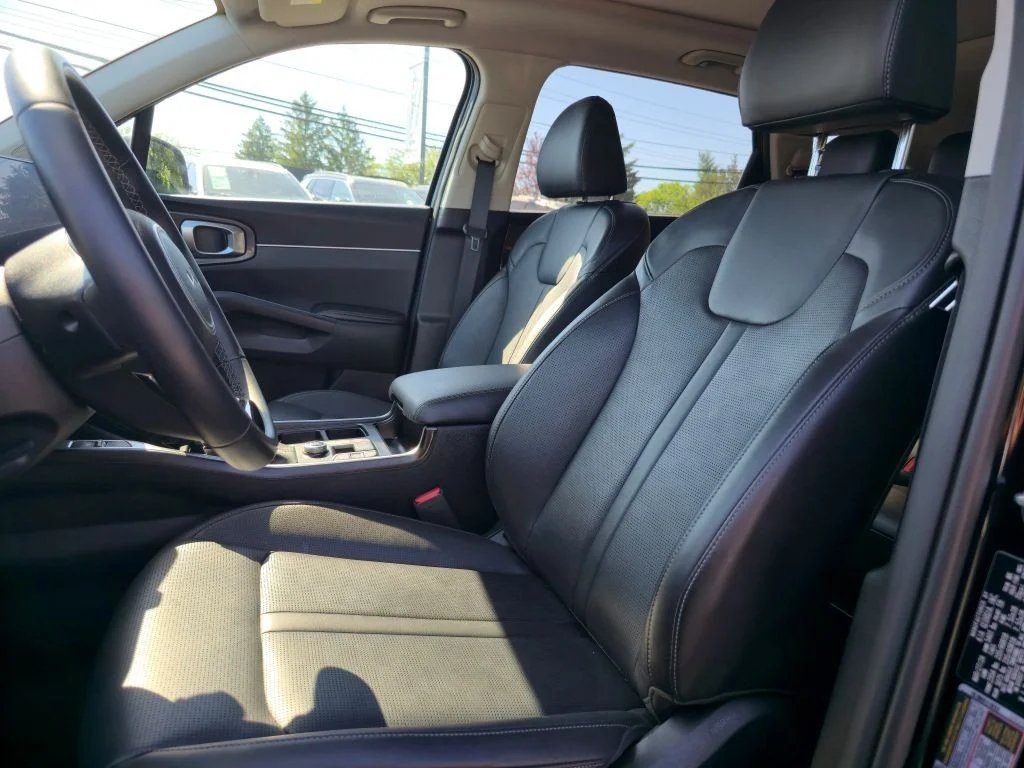 Used 2024 Ebony Black Kia S FWD image 11