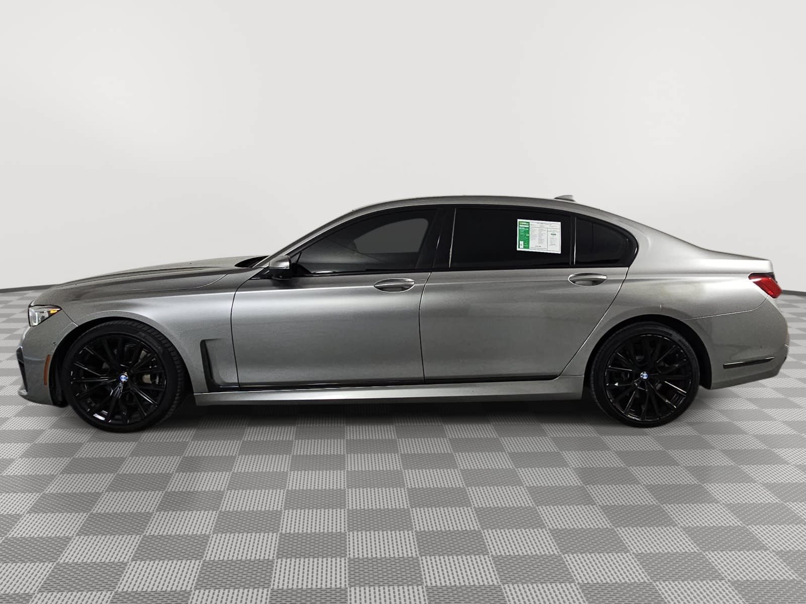 Used 2021 Gray BMW 740i image 5