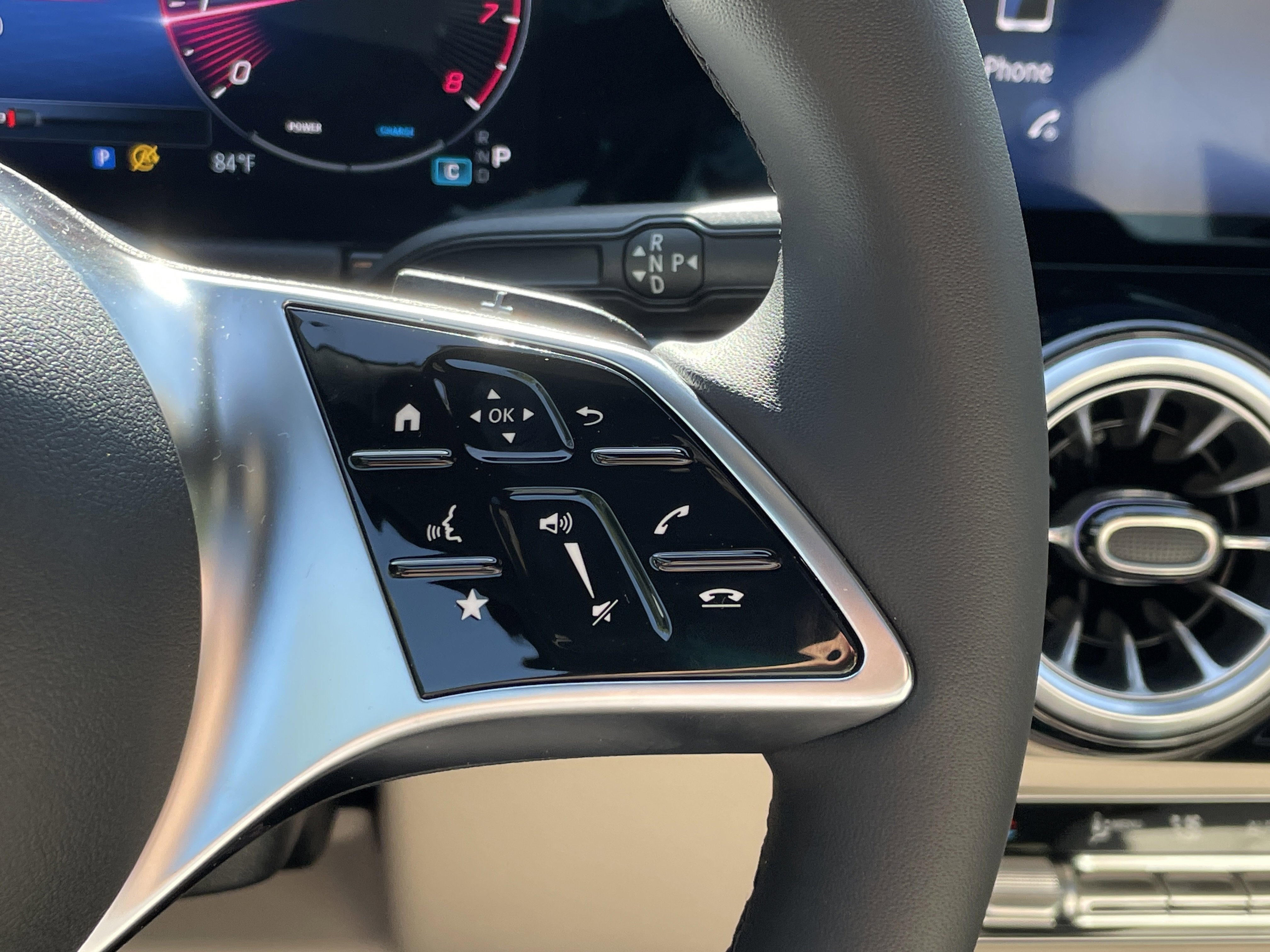 New 2026 Cosmos Black Metallic Mercedes-Benz GLA 250 SUV image 25