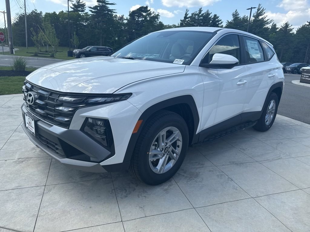 New 2026 White Hyundai SE image 3