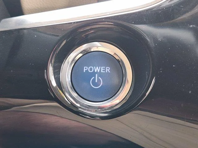 Used 2022 White . Toyota Limited image 21