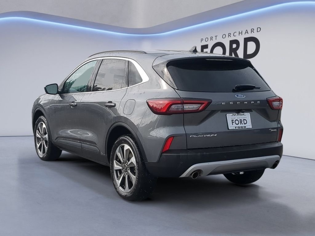 Used 2025 Gray Ford Platinum image 5