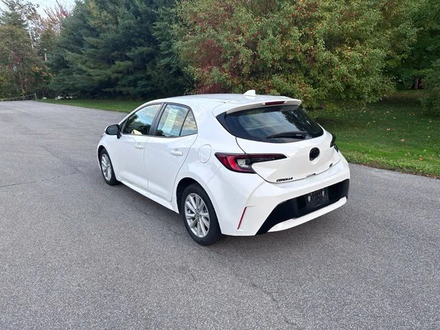 Used 2024 White Toyota SE image 5