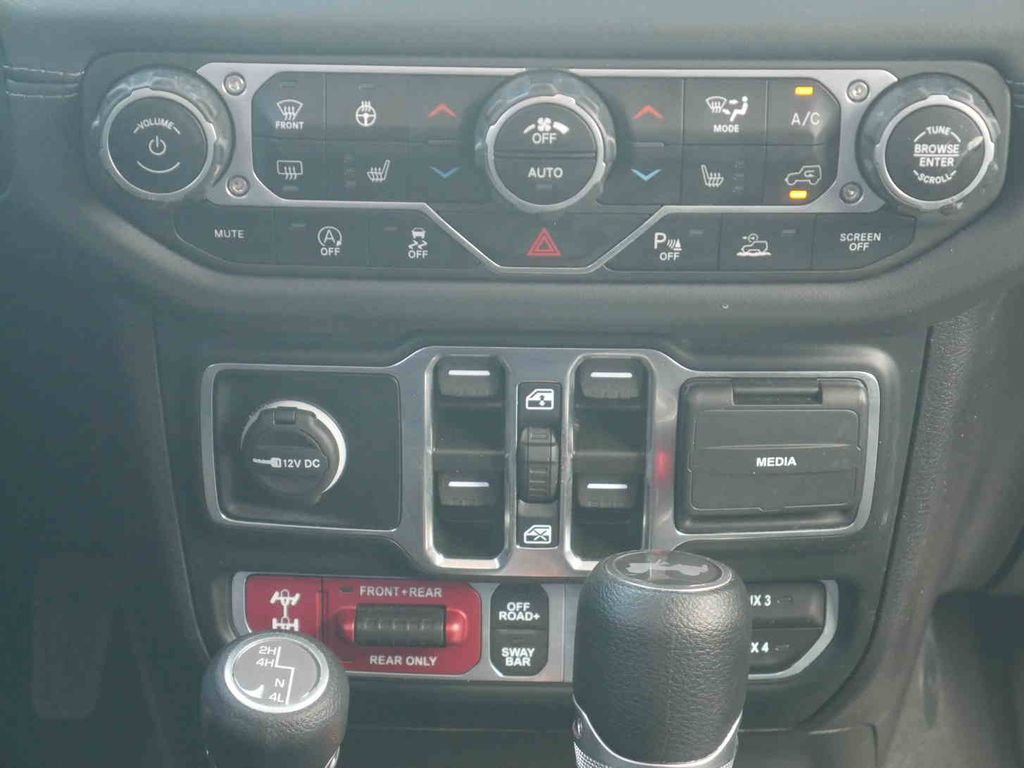 Used 2024 Black Jeep Rubicon image 8