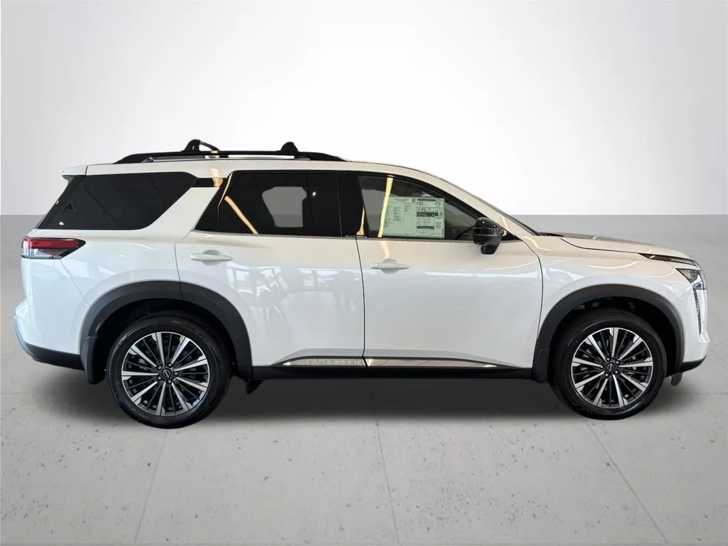 New 2026 Everest White Pearl TriCoat Nissan Platinum image 6