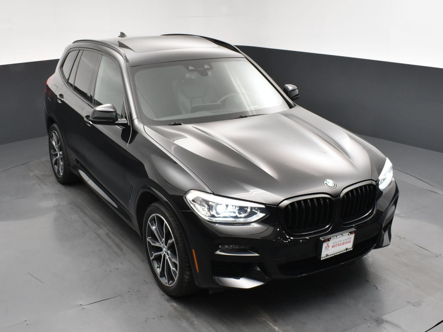 Used 2021 Black BMW xDrive30i image 21