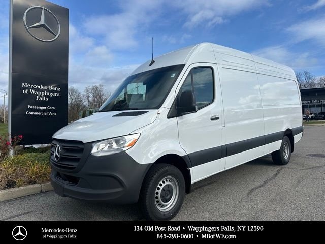 2026 Mercedes-Benz Sprinter 3500 170 WB HO High Roof's photo