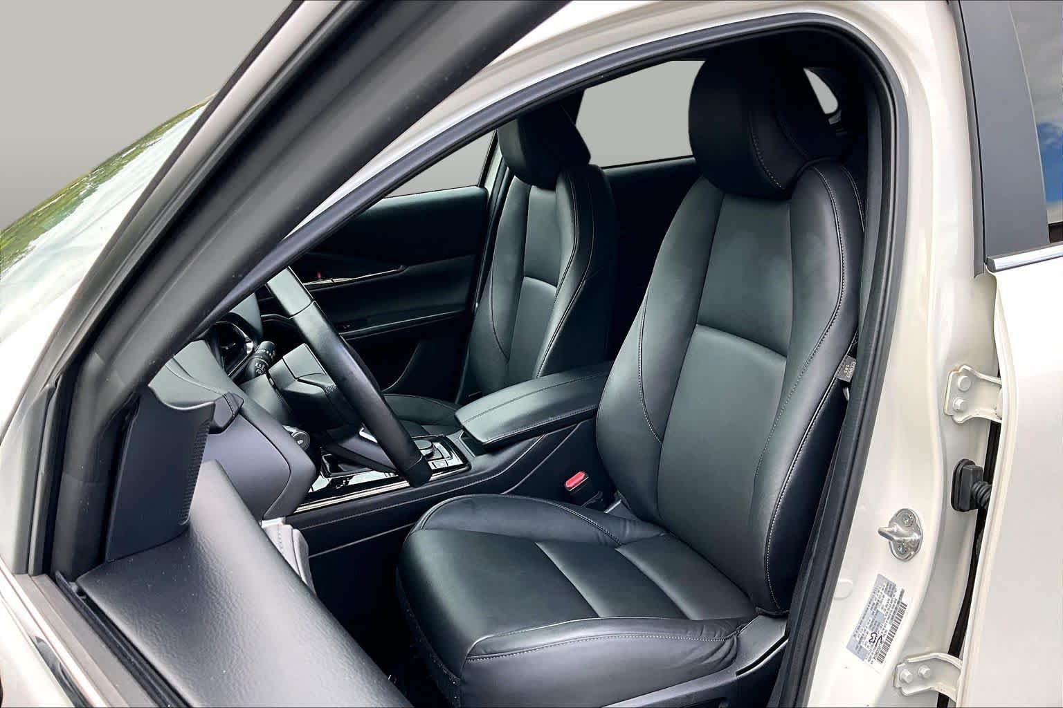 Used 2025 Snowflake White Pearl Mica Mazda 2.5 S Preferred Package image 8