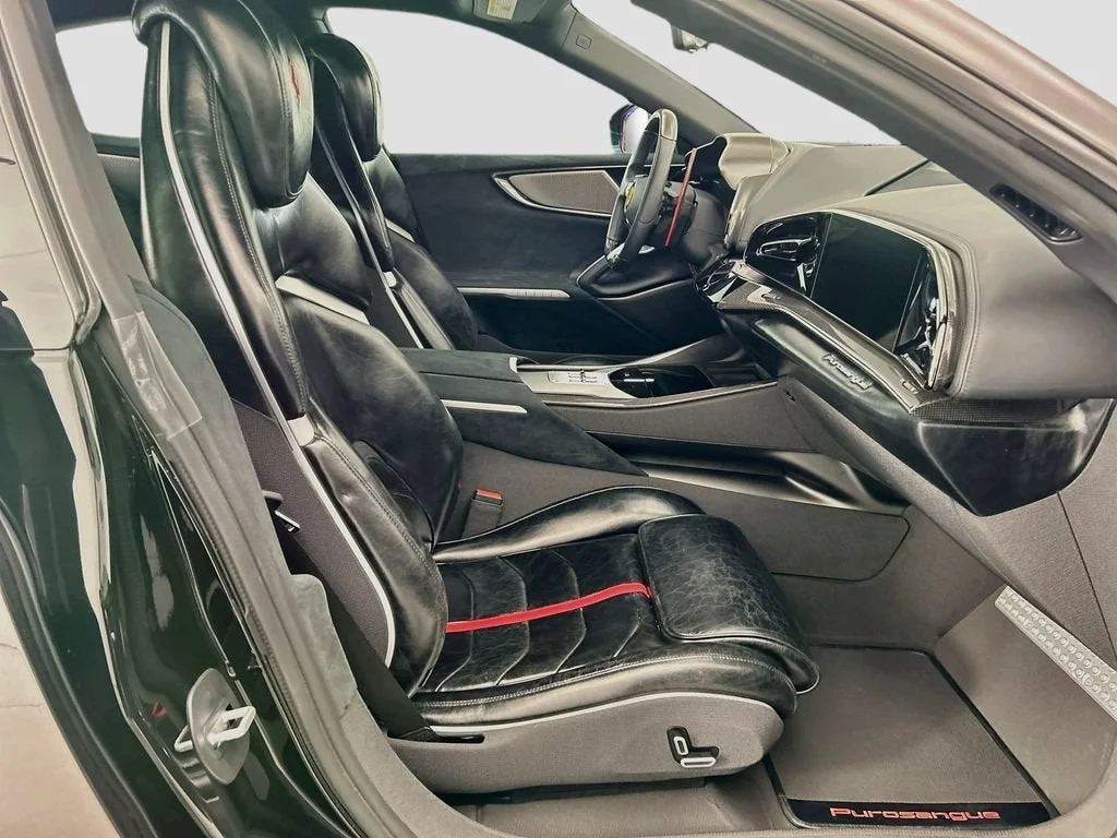 Used 2025 Extra Sample Ferrari Tailor Made image 18