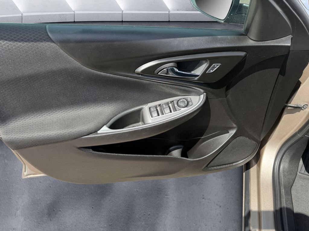 Used 2024 Gray Chevrolet LT image 12