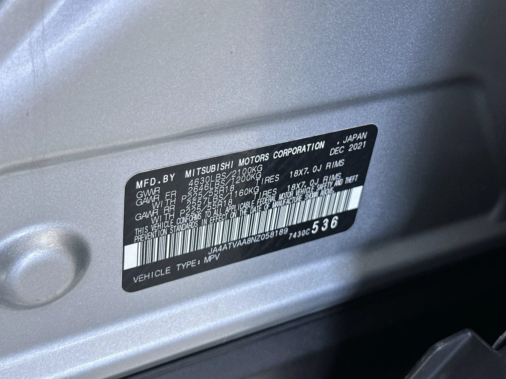 Used 2022 White Diamond Mitsubishi LE image 13