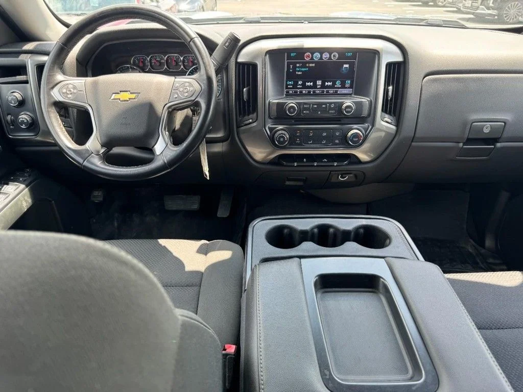 Used 2019 Gray Chevrolet LT image 11