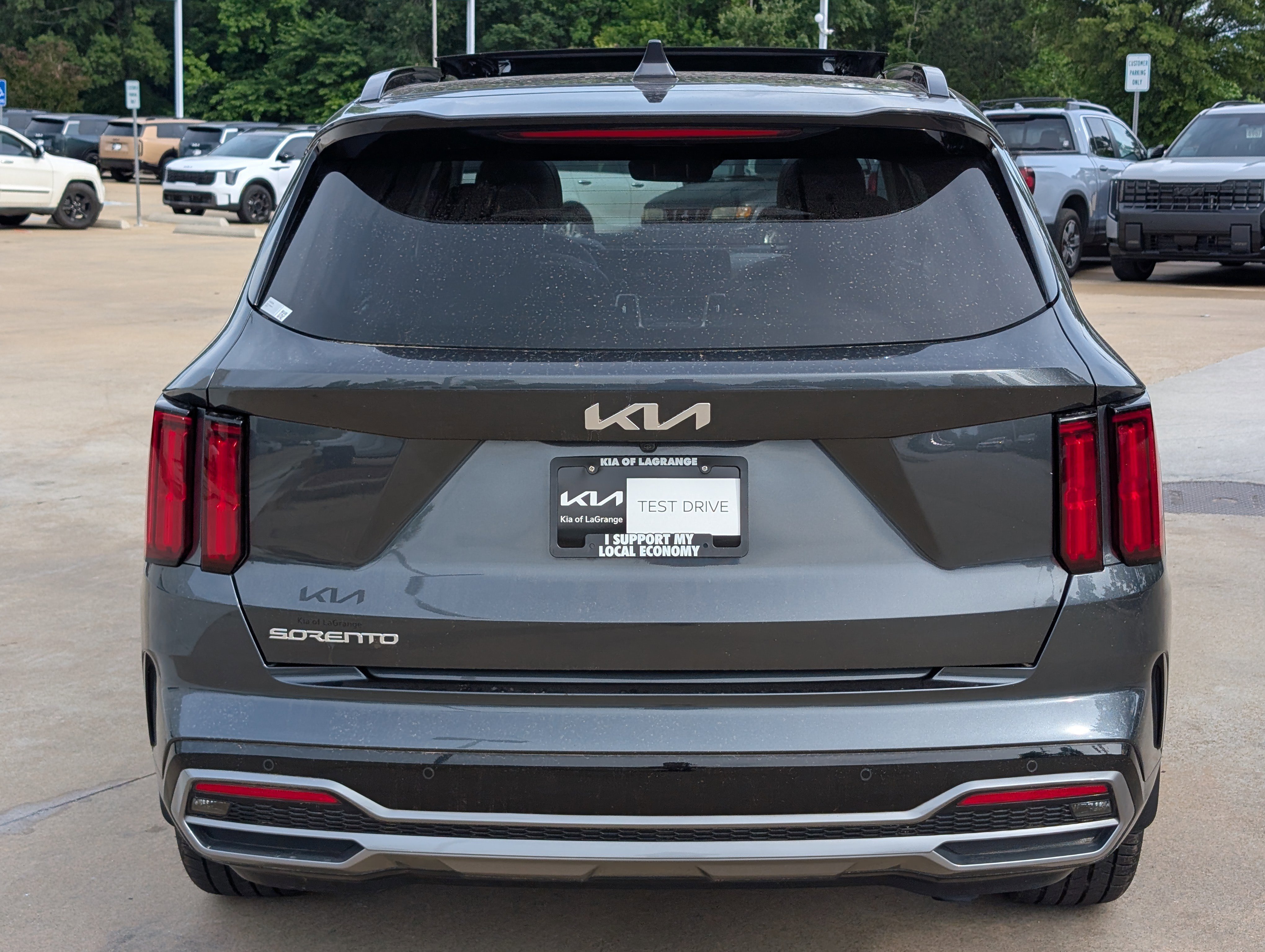 2023 Kia Sorento SX - Photo 9