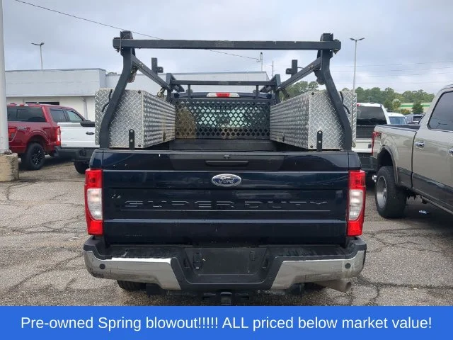 Used 2021 Blue Ford XL image 4