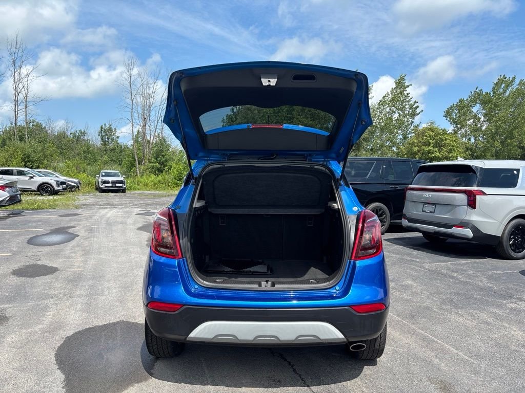 Used 2017 Blue Buick Preferred image 13