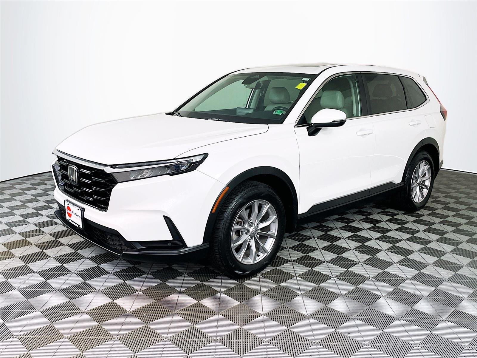 Used 2025 Platinum White Pearl Honda EX-L image 3