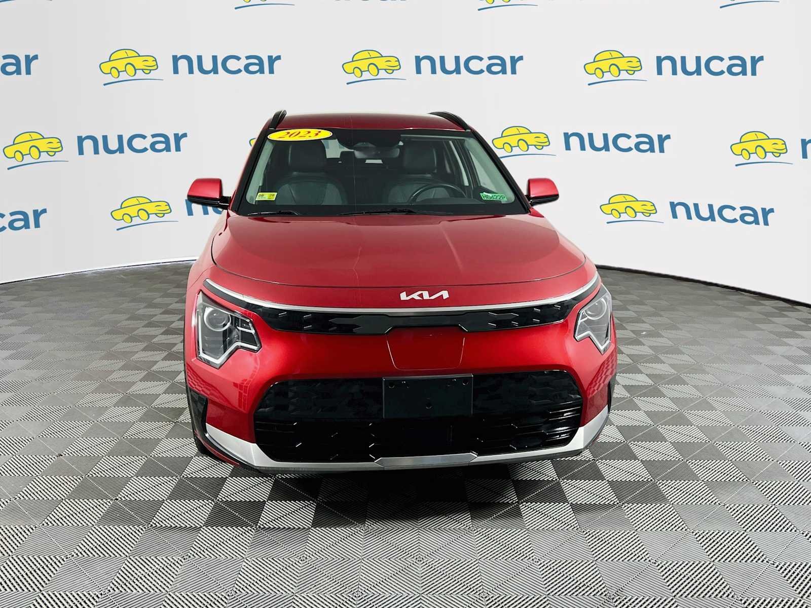 Used 2023 Runway Red Kia Wind image 2
