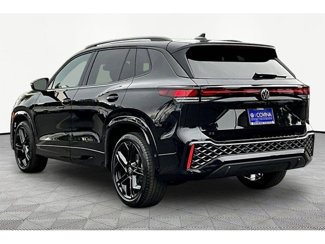 New 2026 Deep Black Pearl Volkswagen 2.0T SE R-Line Black image 4