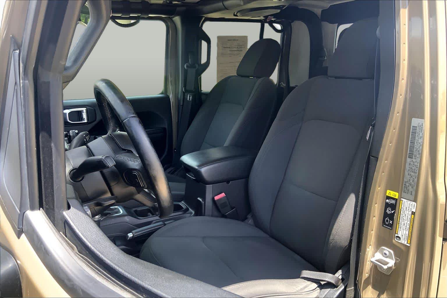 Used 2020 Gator Clearcoat Jeep Sport S image 8