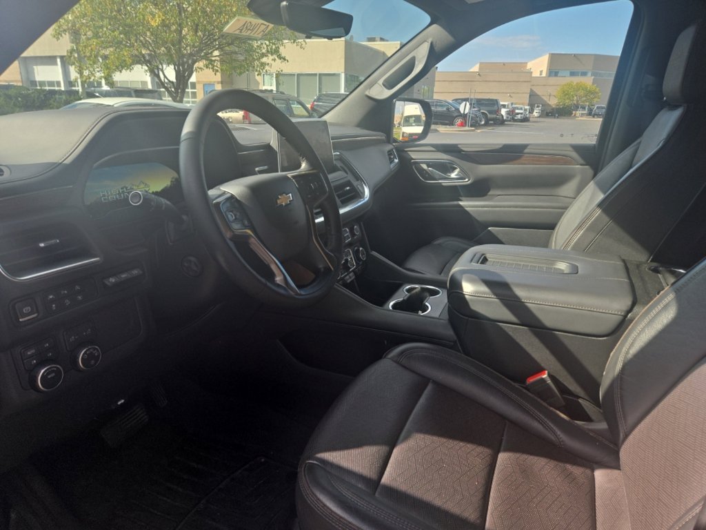 Used 2023 Black Chevrolet High Country image 8