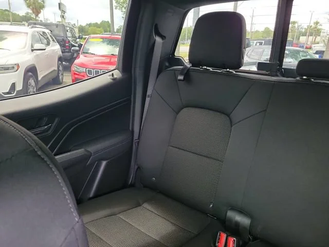 2025 GMC Canyon Elevation - Photo 12
