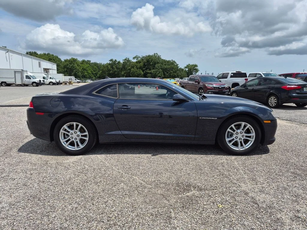 Used 2014 Blue Chevrolet 2LS image 6