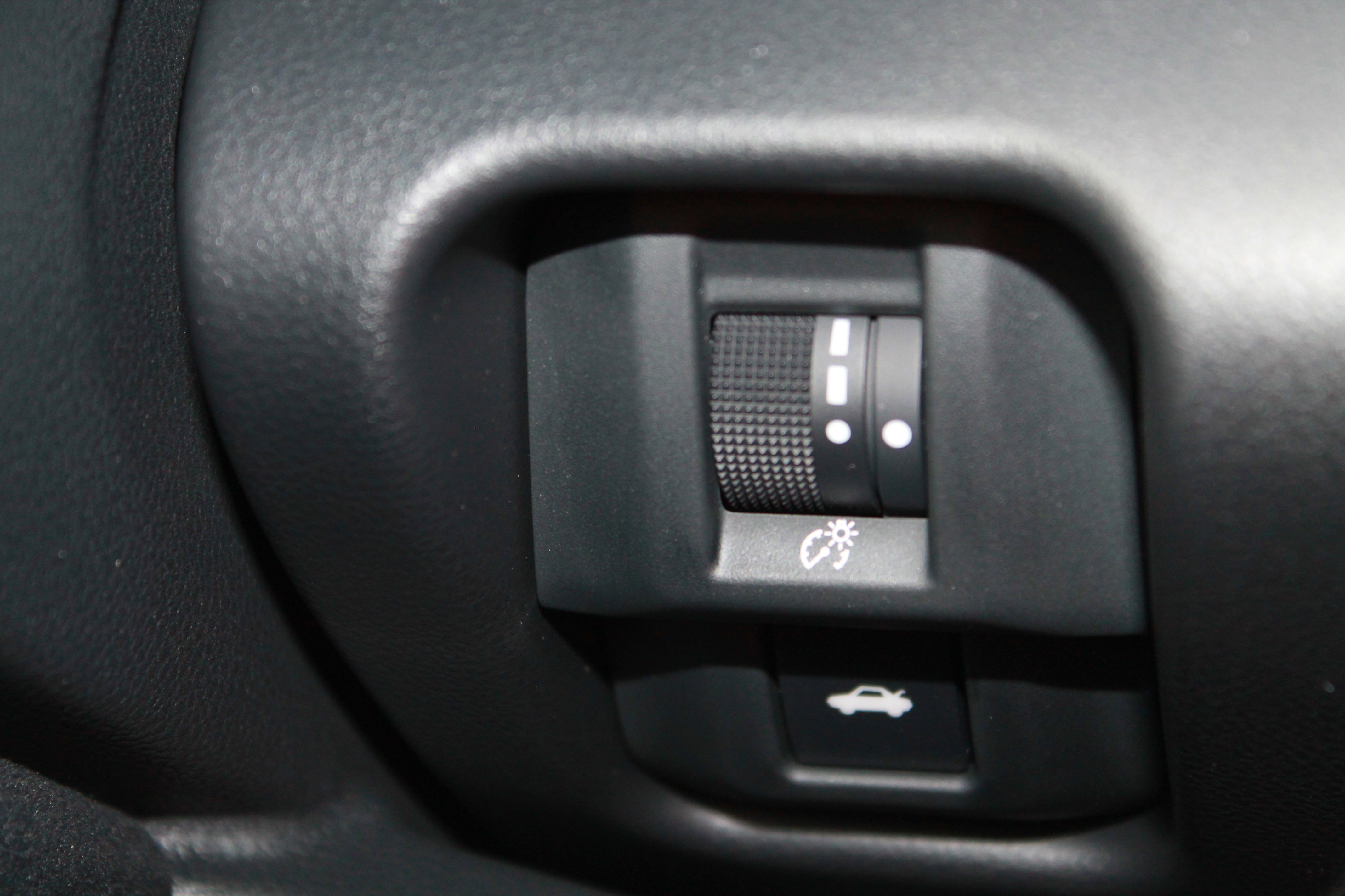 2026 Toyota GR86 Yuzu Edition - Photo 15