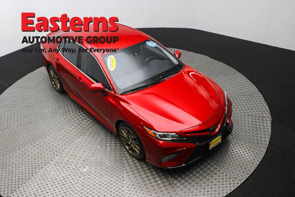 Used 2020 Red Toyota SE image 3