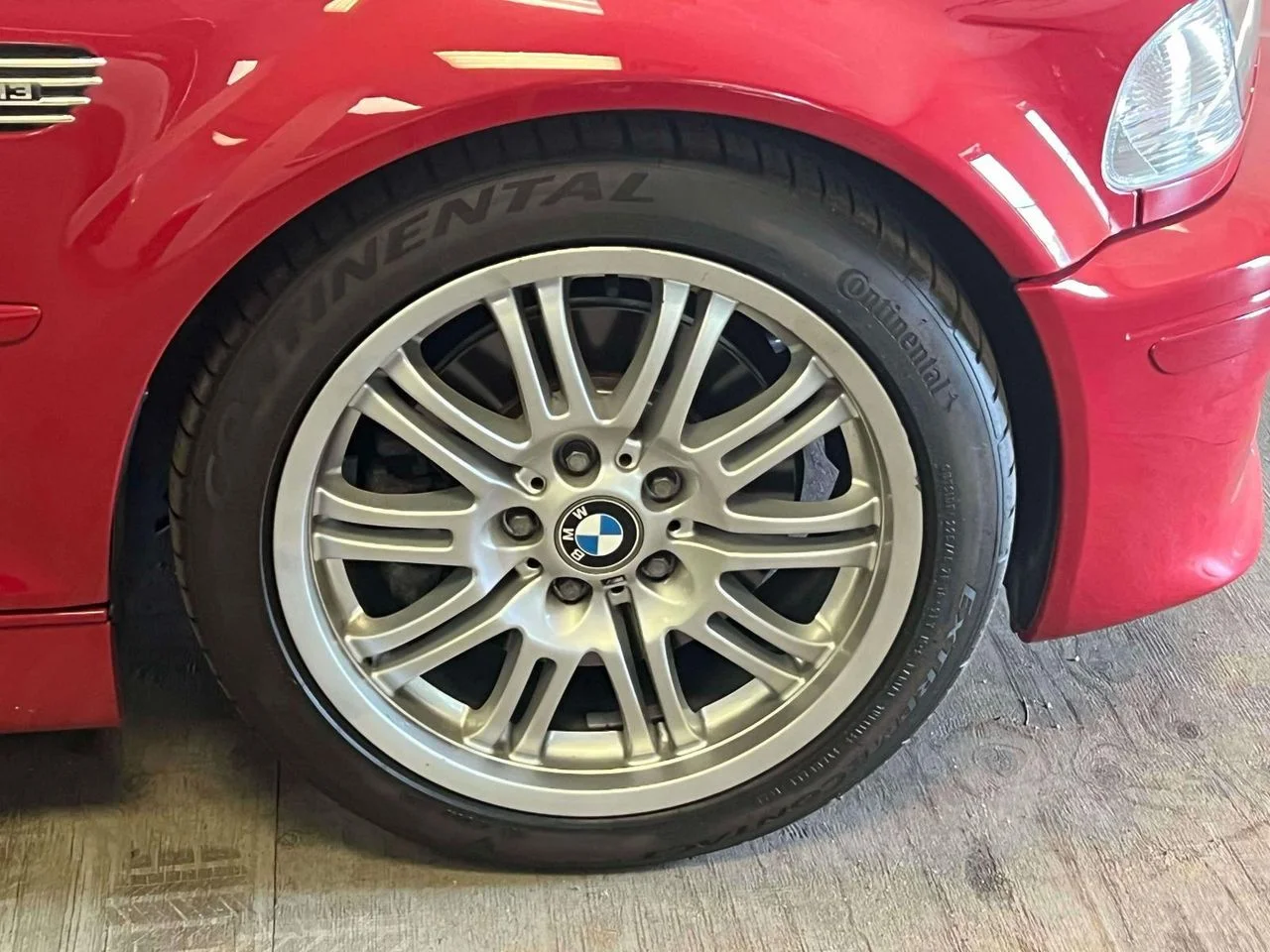 Used 2001 Imola Red BMW 6 Speed Manual image 12