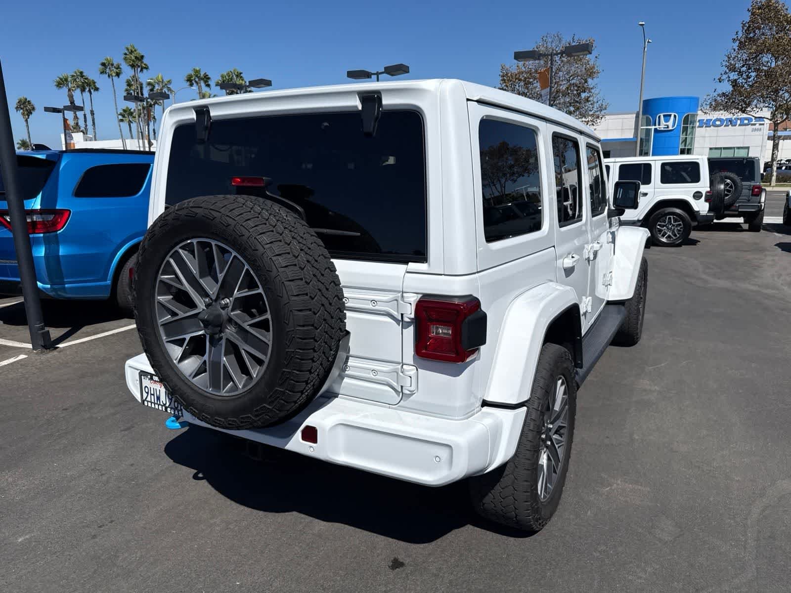 Used 2024 Bright White Clearcoat Jeep High Altitude image 13