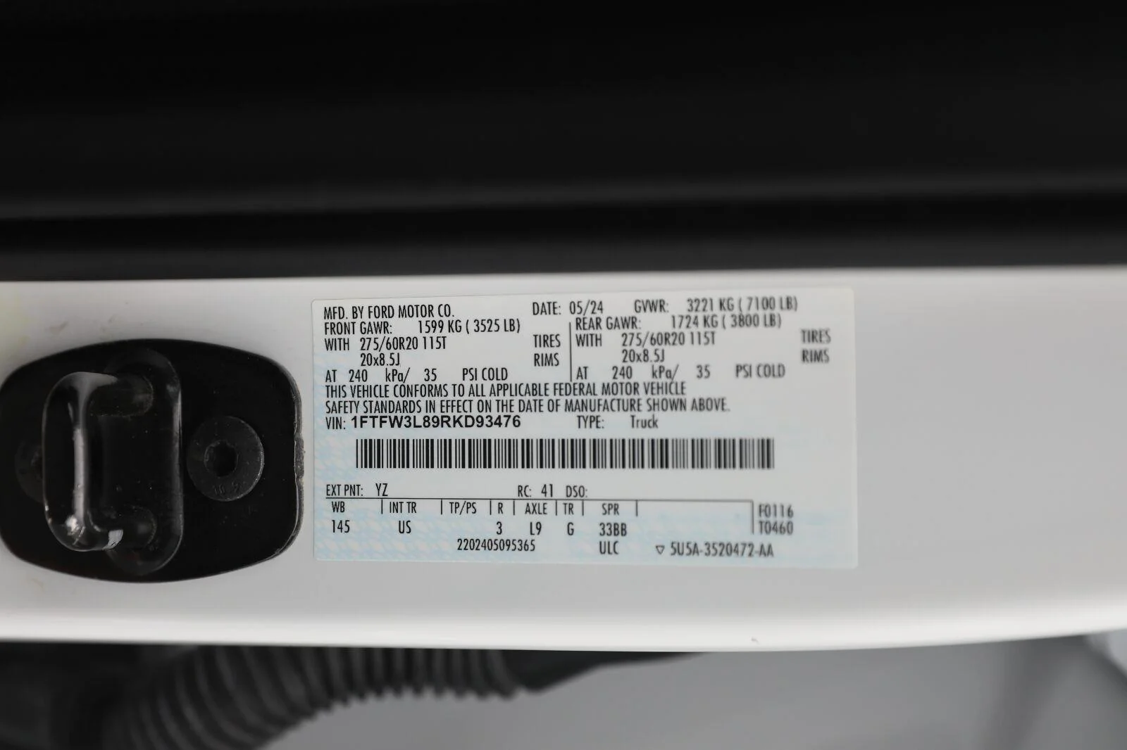 Certified Used 2024 Oxford White Ford XLT image 53