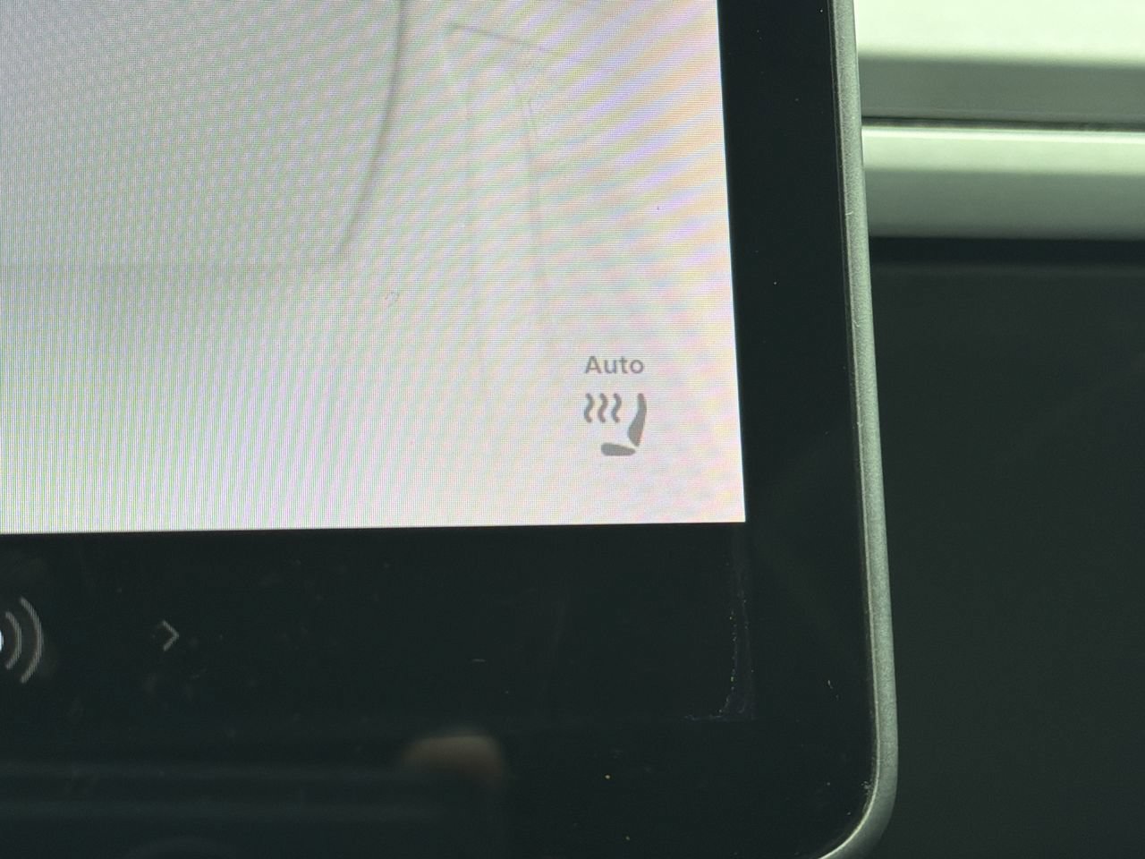 Used 2018 Black Tesla Long Range image 24