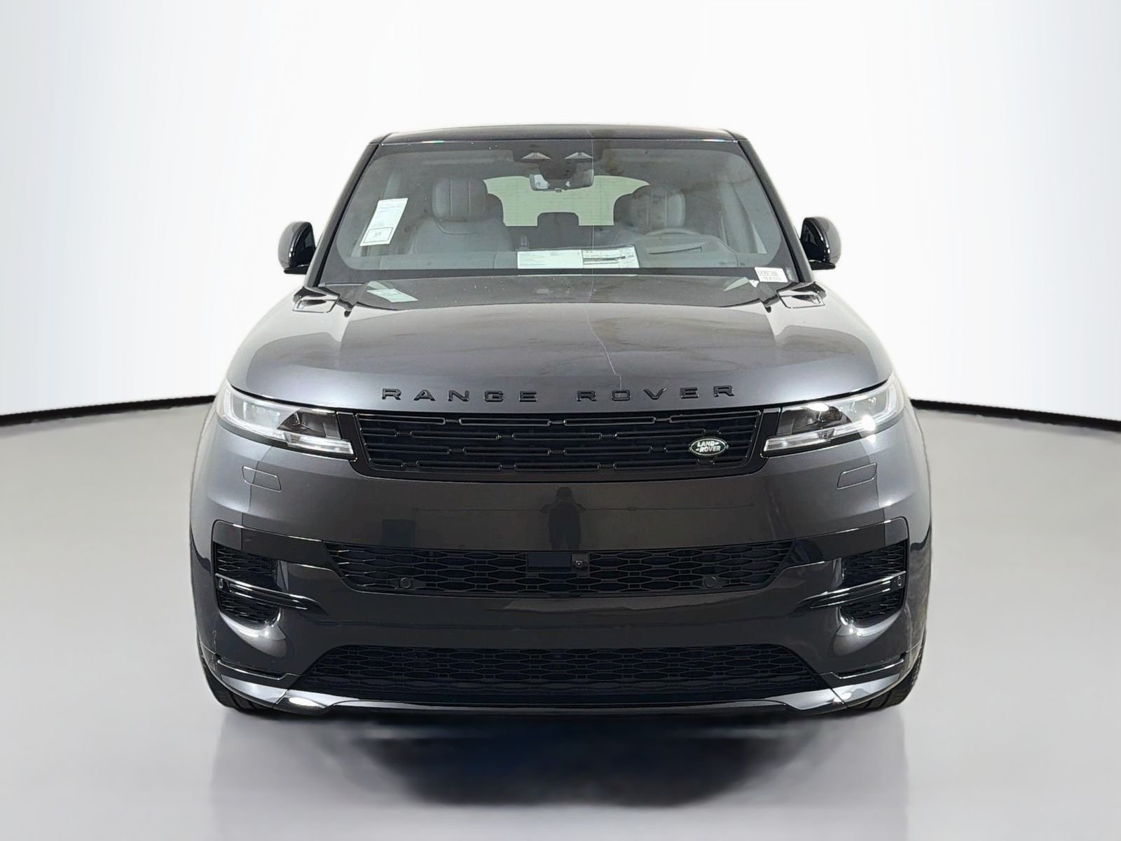 New 2026 Carpathian Grey Land Rover Dynamic SE image 8