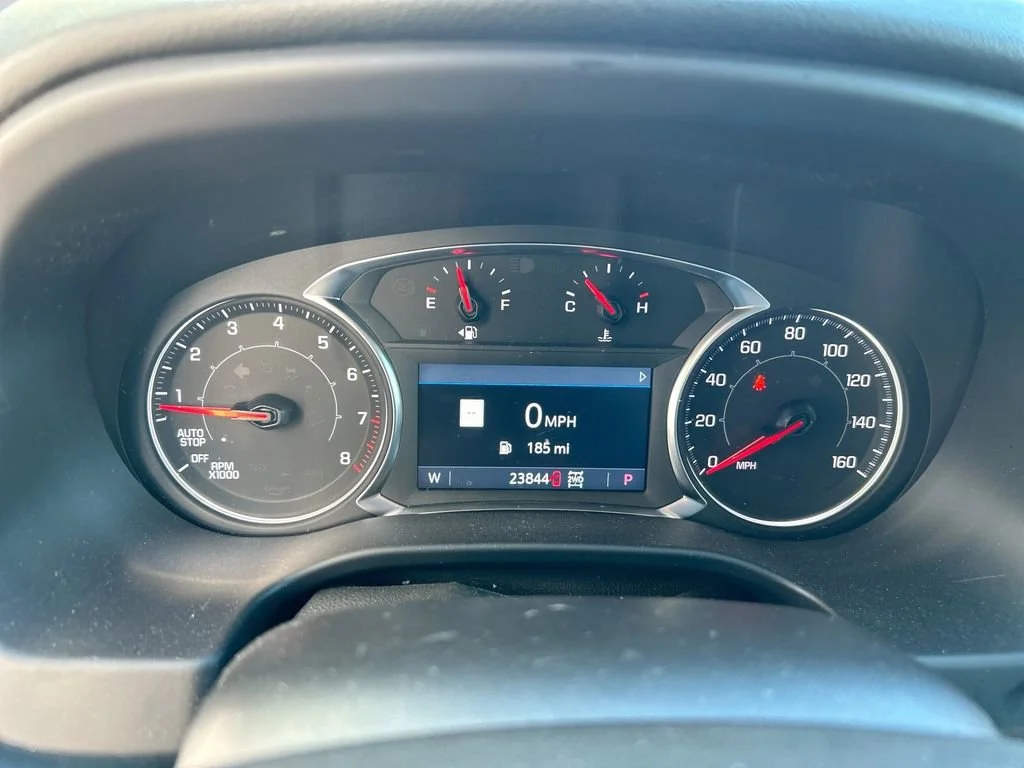Used 2023 Sterling Metallic GMC SLT image 15