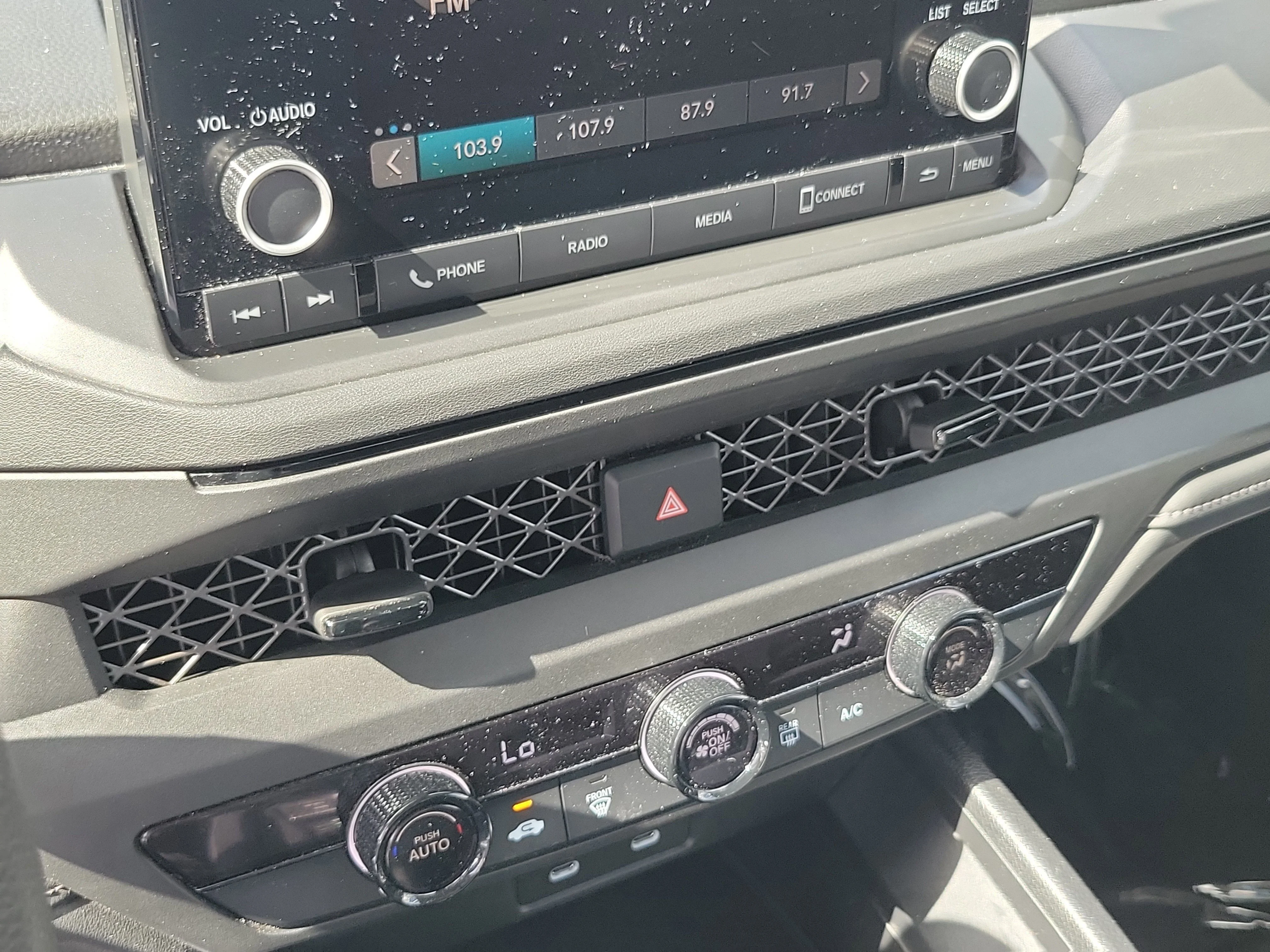 2023 Honda Accord LX - Photo 18