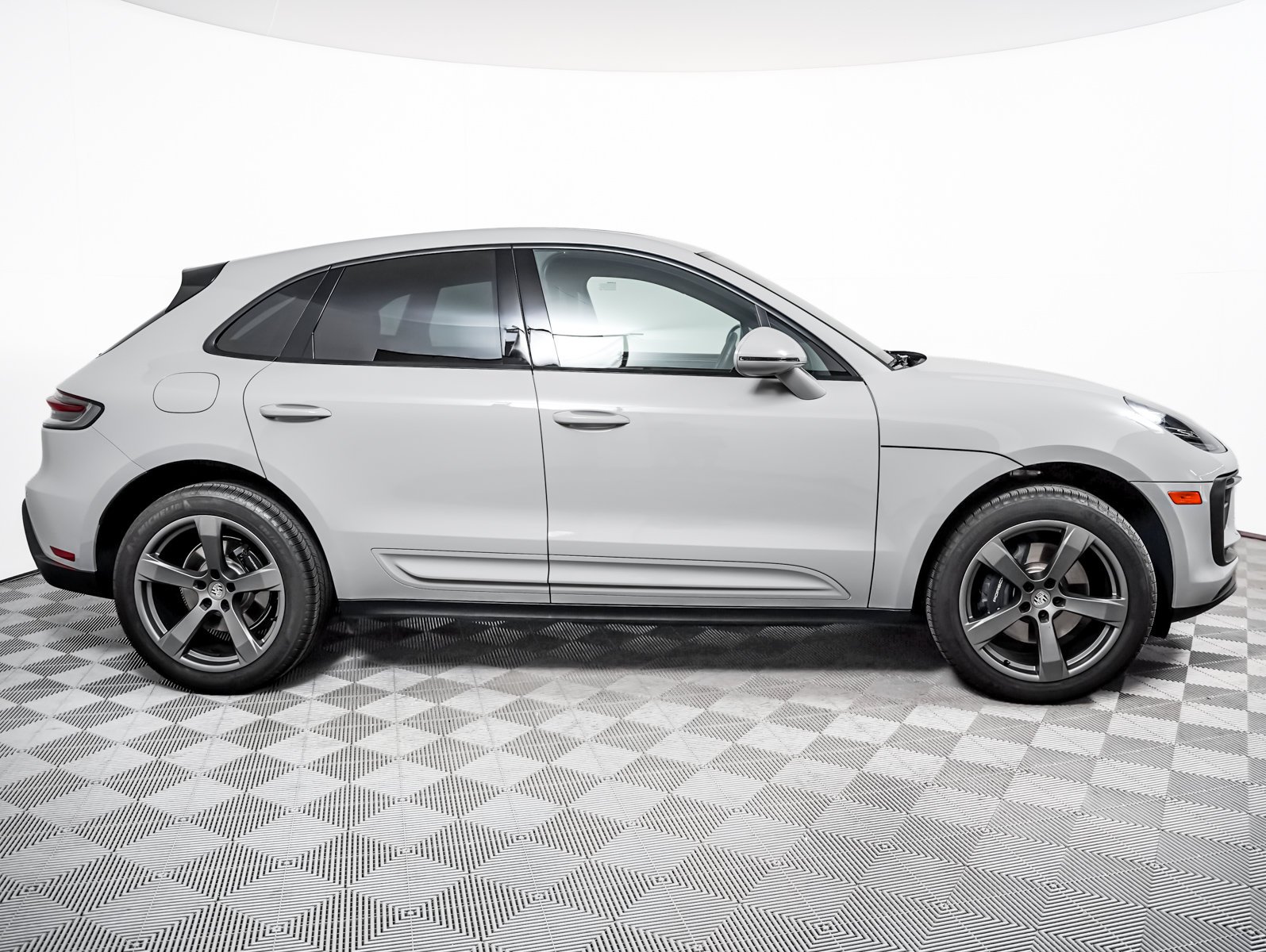 Used 2026 CHALK Porsche  image 9