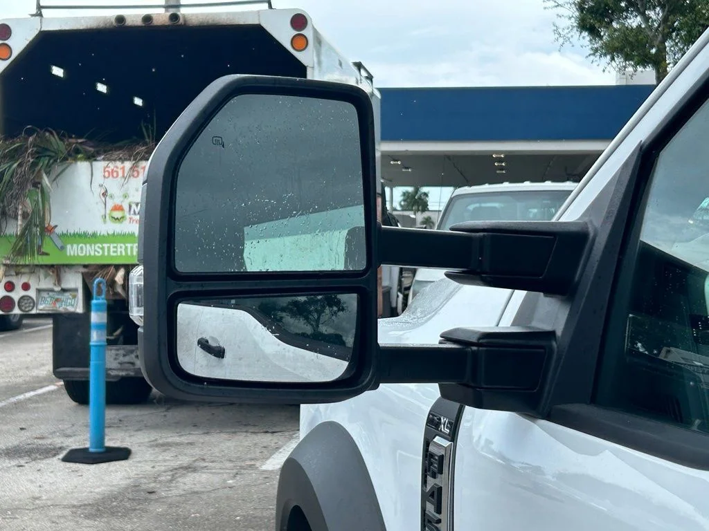 Used 2025 Oxford White Ford XL image 16