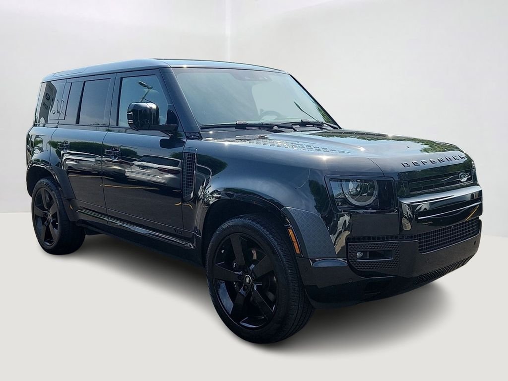 Certified Used 2023 Santorini Black Metallic Land Rover V8 image 3