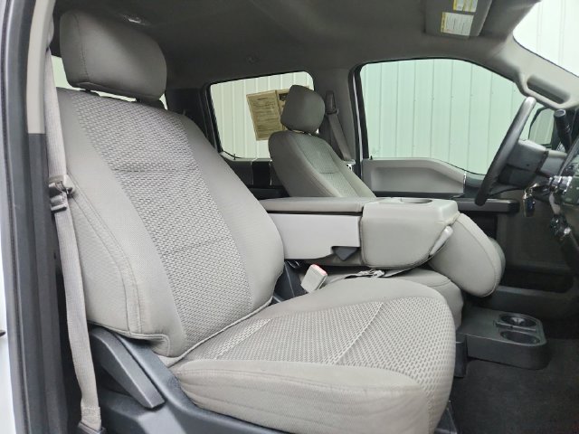 Used 2018 White Ford XLT image 34