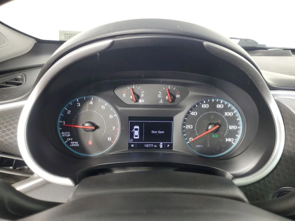 Used 2022 Silver Chevrolet LT image 26