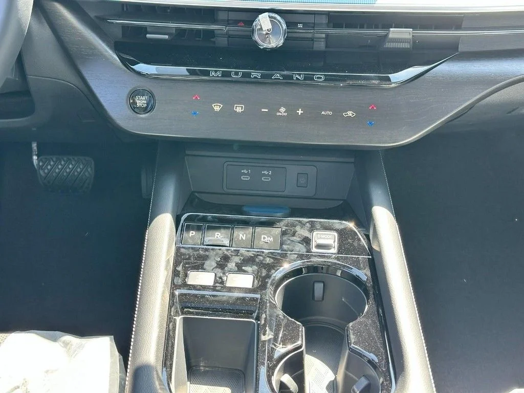 New 2026 Everest White Pearl TriCoat Nissan SL image 9