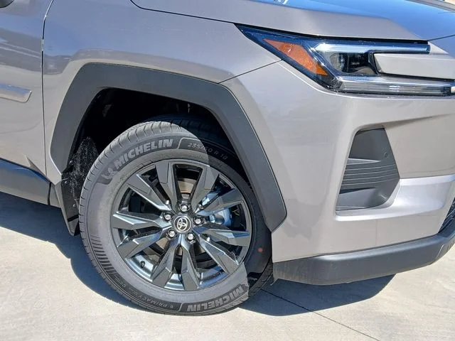 New 2026 Meteor Toyota XLE Premium image 3