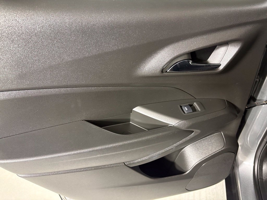 Used 2024 Gray Chevrolet LT image 38